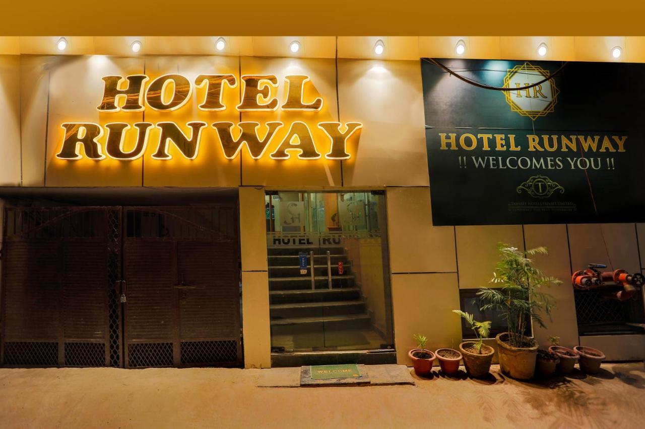 Airport Hotel Runway Nové Dillí Exteriér fotografie